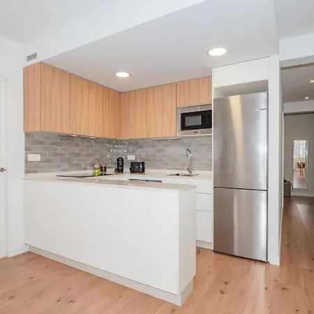 Gran Via 47 By Ybh *